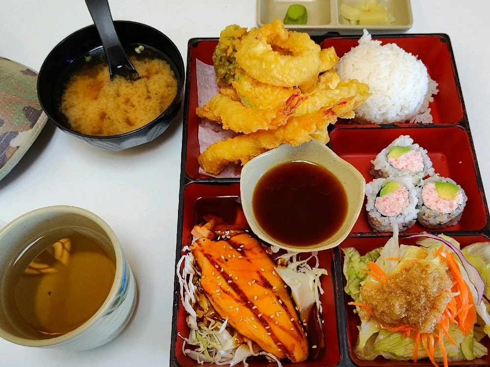 GIF uploaded by Enyin