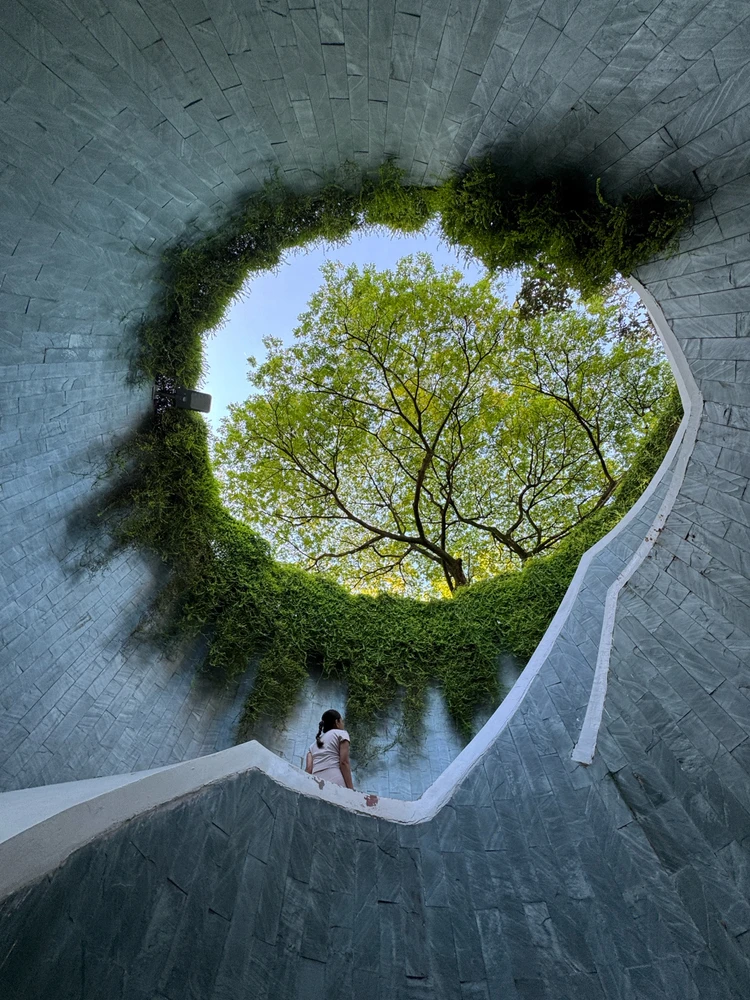 GIF uploaded by Yuka