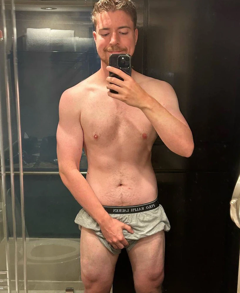 GIF uploaded by Paul