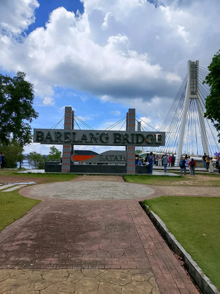 GIF uploaded by Natalie