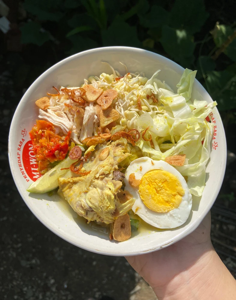 GIF uploaded by Vina