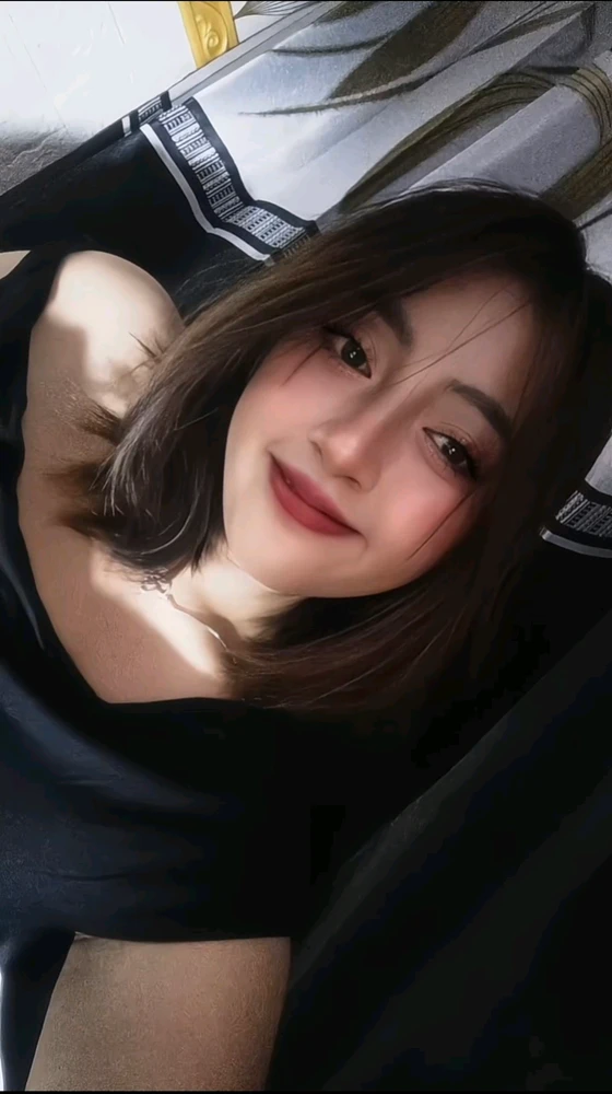 GIF uploaded by Biya