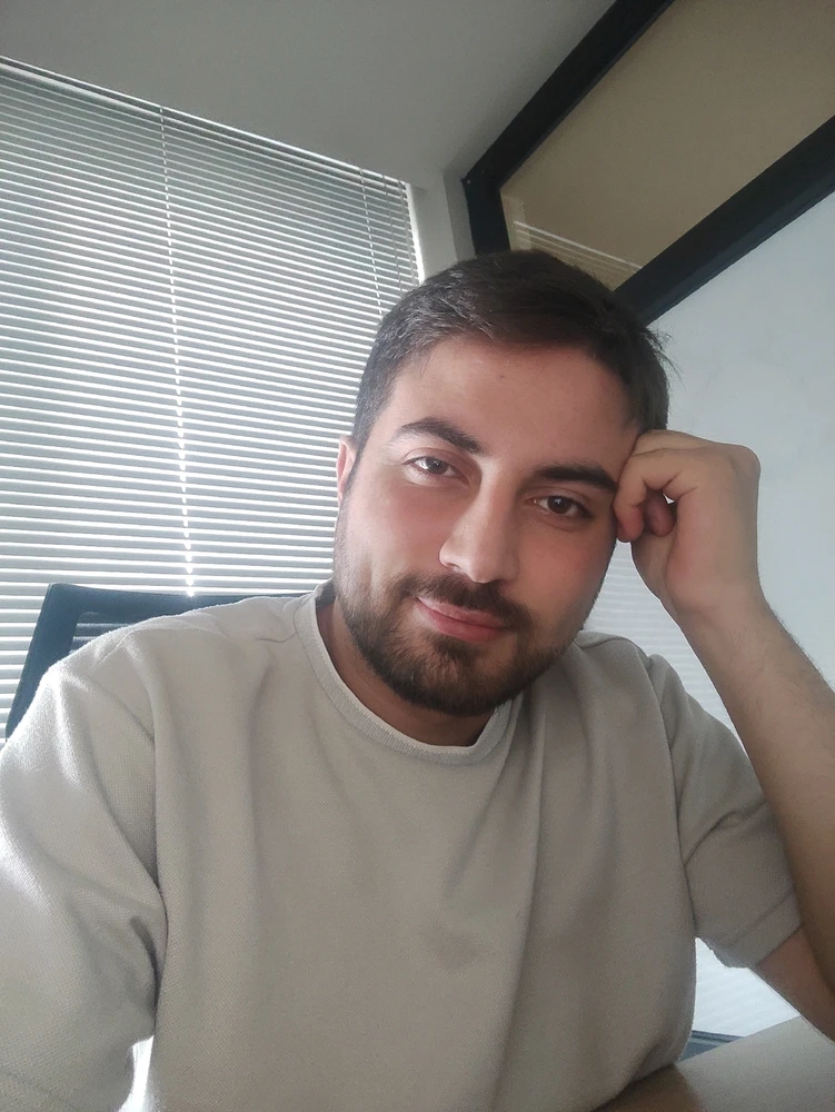 Oğuz tarafından yüklenen GIF