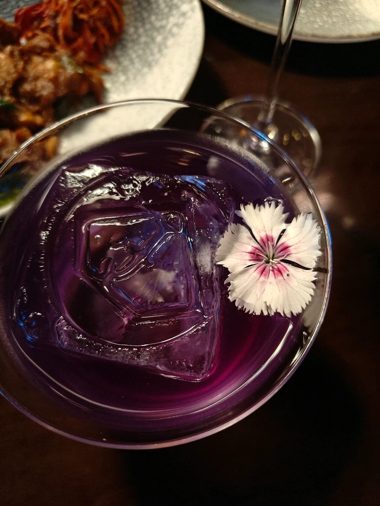 GIF uploaded by Giri