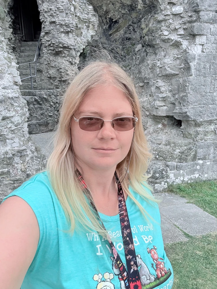 GIF uploaded by Debbie 🏴󠁧󠁢󠁷󠁬󠁳󠁿