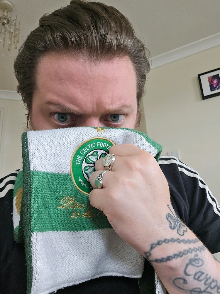 GIF gi-upload ni Seán