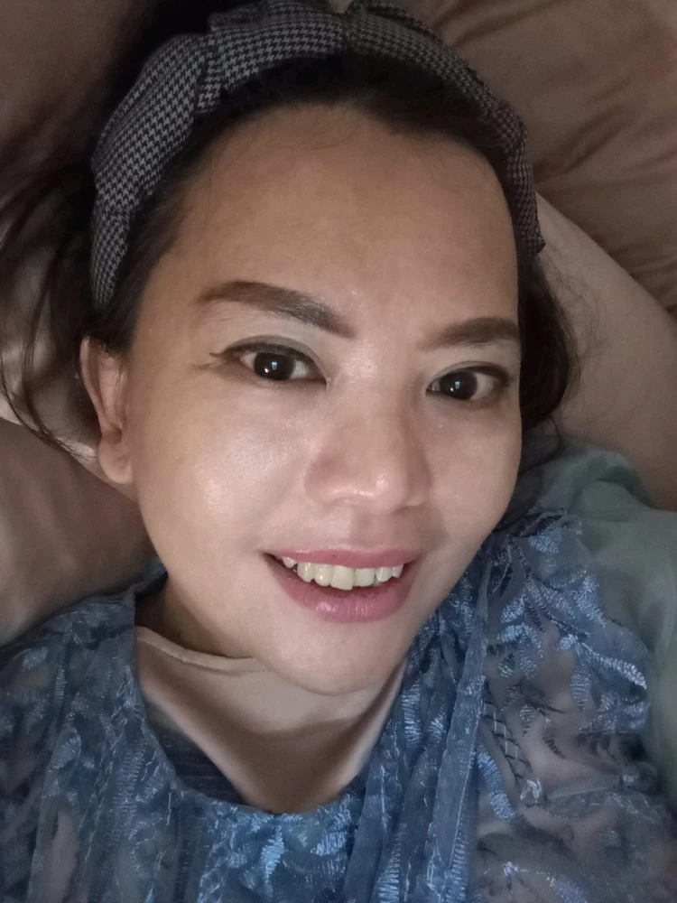 GIF uploaded by Dian Hahaha