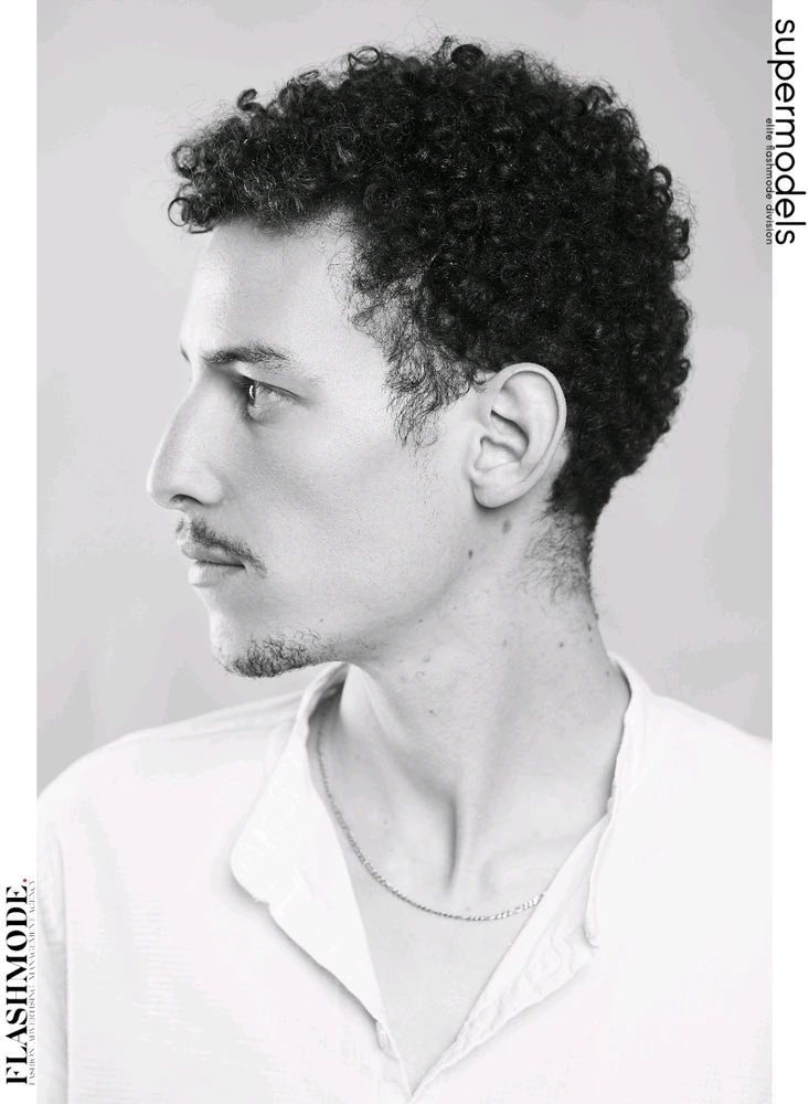GIF tso los ntawm Firas Sadrawi
