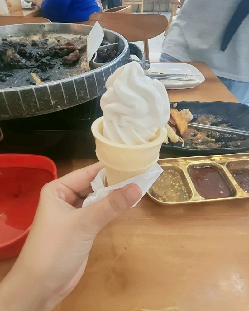 GIF diunggah oleh Irena *(Read bio)