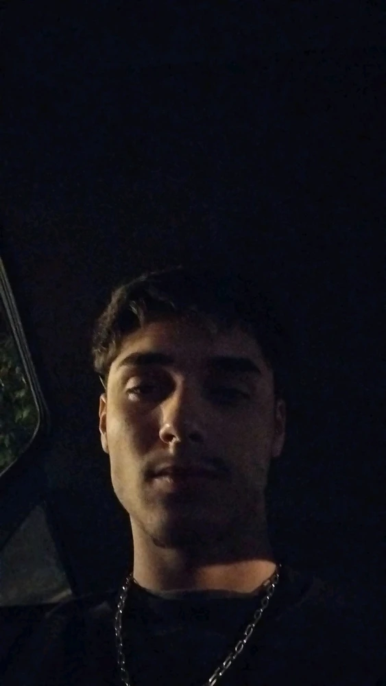 GIF загрузил João