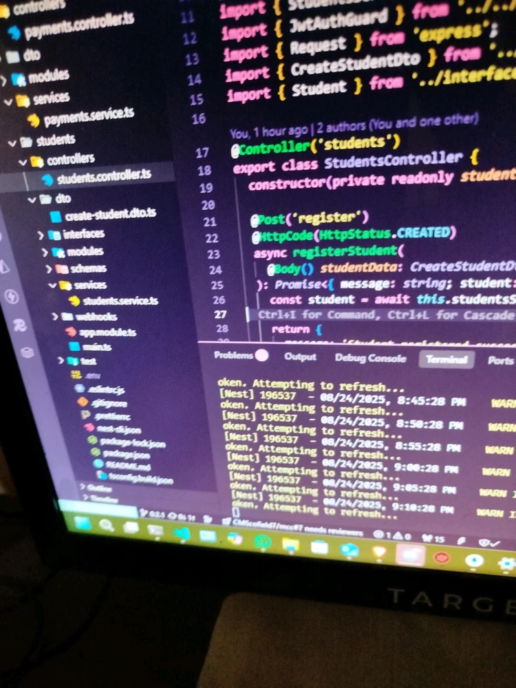 GIF uploaded by Layon