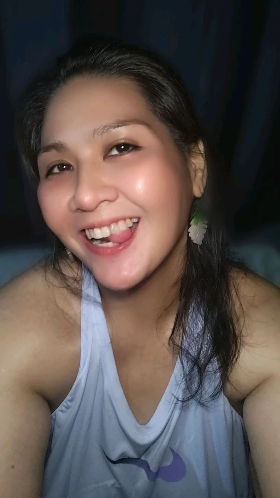 GIF uploaded by Maria