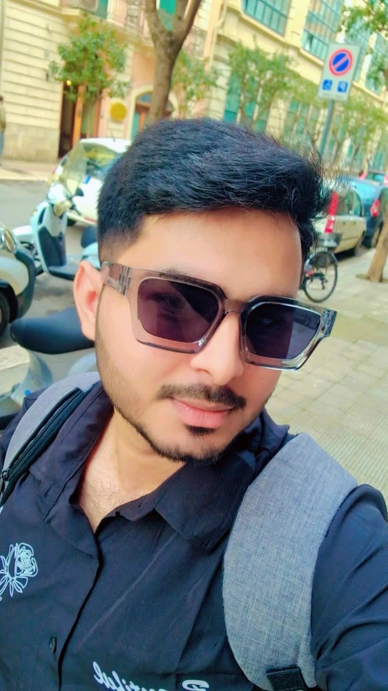 GIF uploaded by Alhar