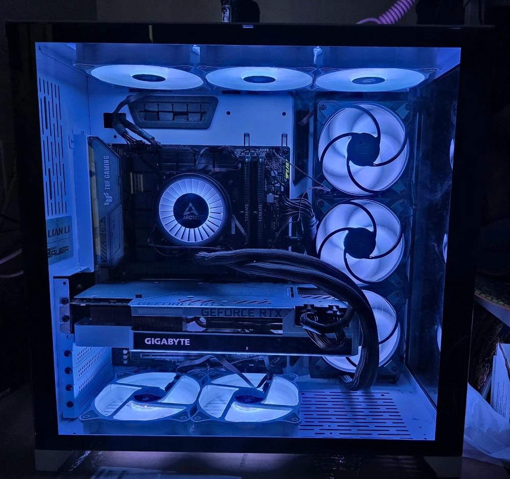 GIF uploaded by Arthur