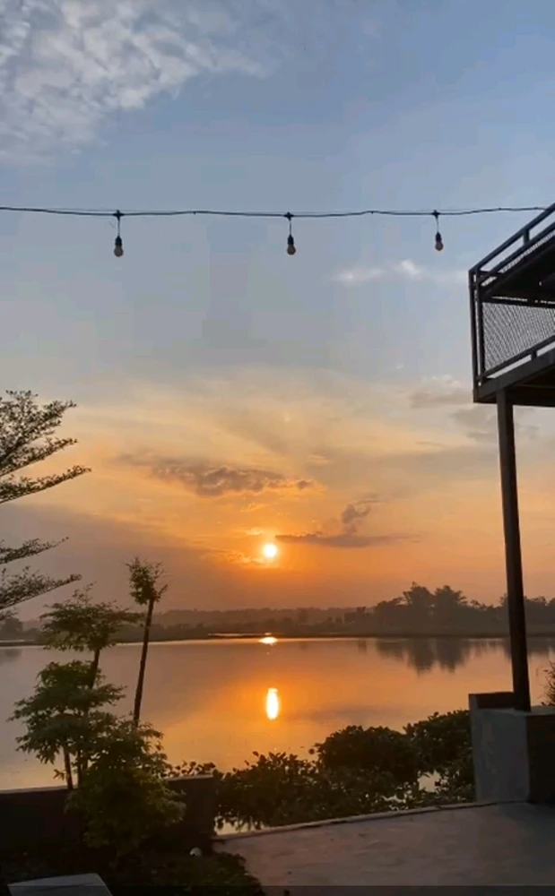 GIF diunggah oleh tami