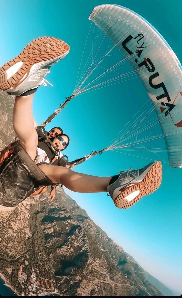 Kartal tarafından yüklenen GIF