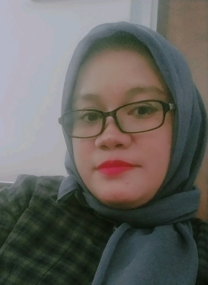 GIF diunggah oleh Kanaya Ars