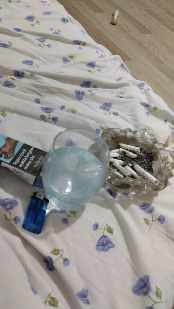 blacktime tarafından yüklenen GIF