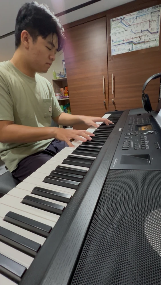 GIF uploaded by Hansen