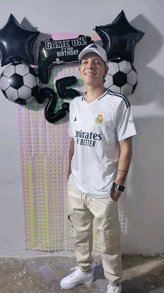 GIF hochgeladen von Lemar Wayne