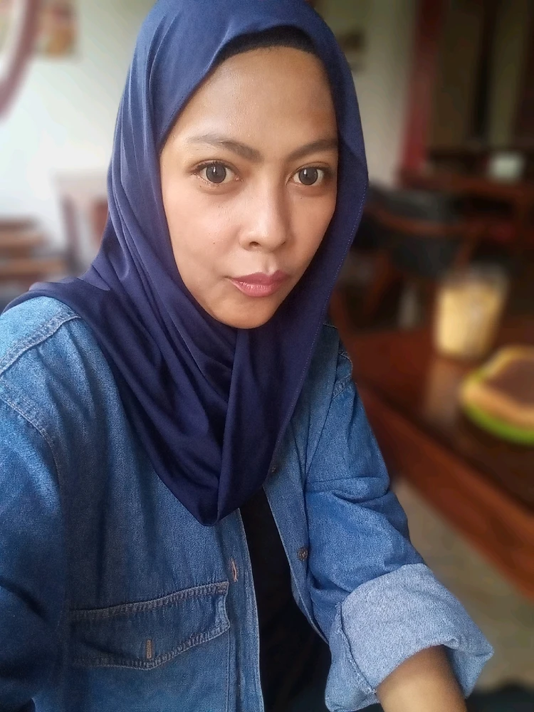 GIF diunggah oleh Suji(jhie)