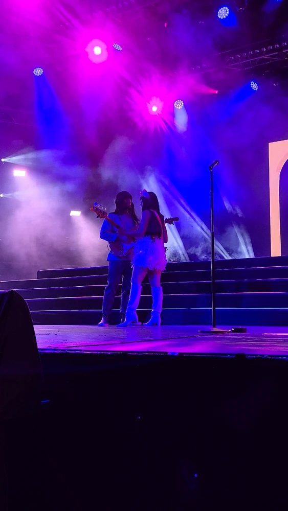 A tarafından yüklenen GIF