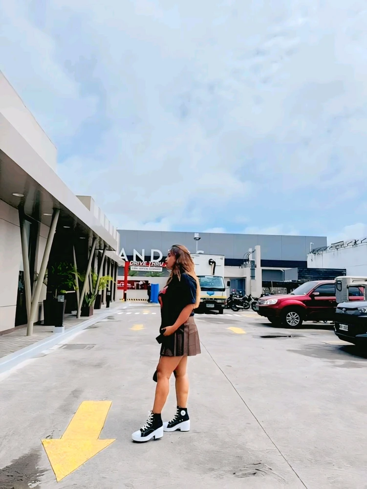 Music is my pleasure...
It identifies how I feel in every song I play.