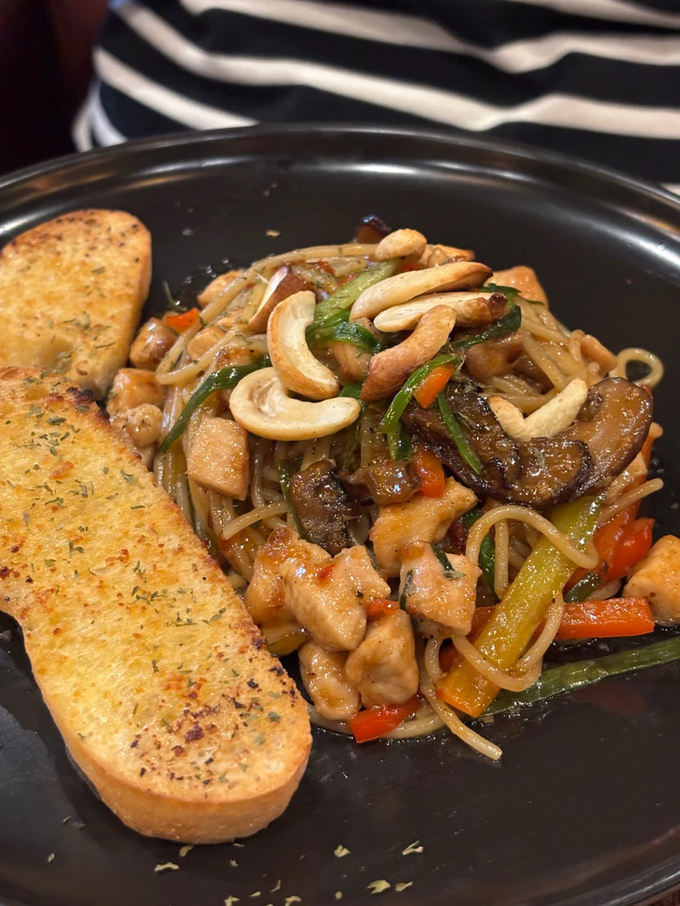 Image uploaded by Mia