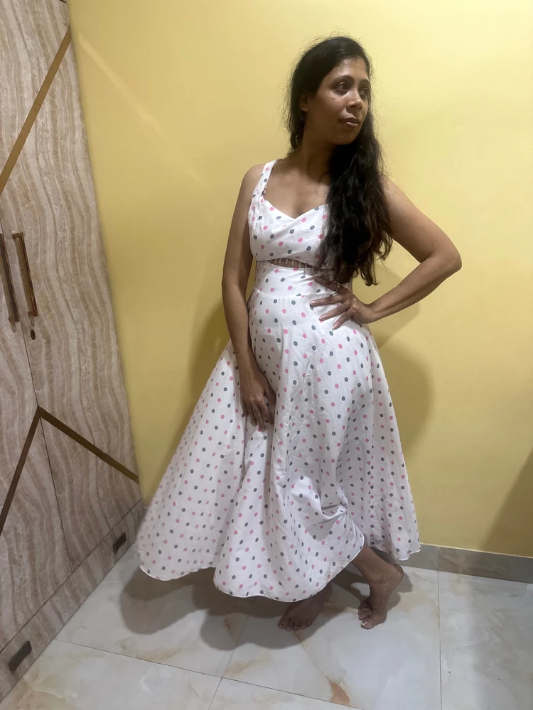 I-upload ni Payel ang larawan