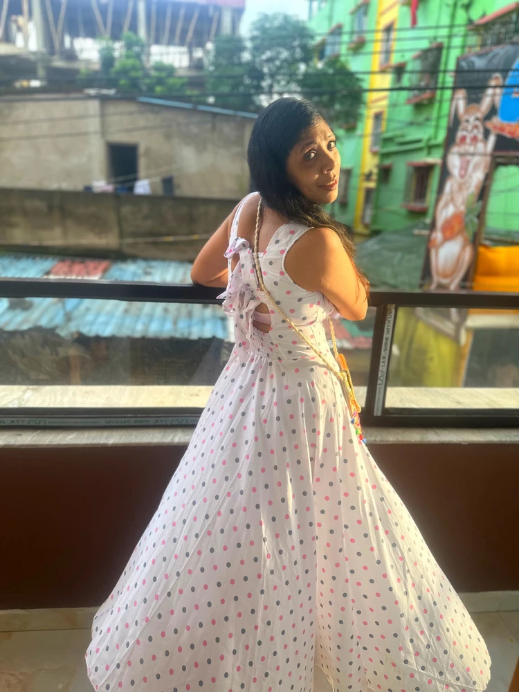 I-upload ni Payel ang larawan