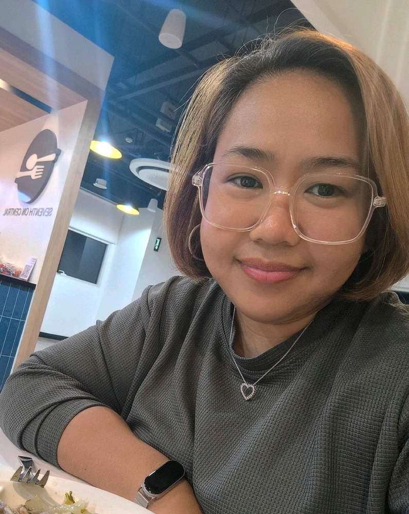 GIF uploaded by Anne