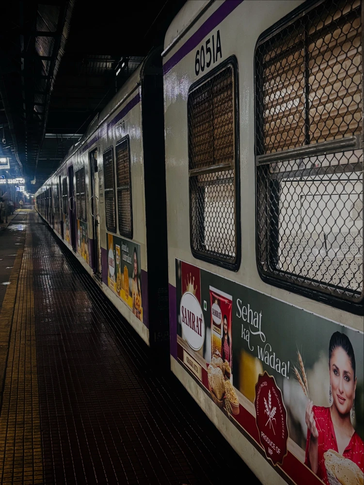 Prathmesh Joshi द्वारा अपलोड किया गया GIF