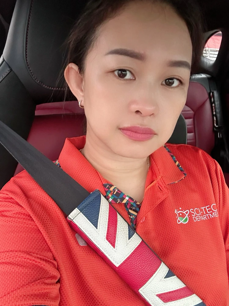 Kukkik上传的GIF