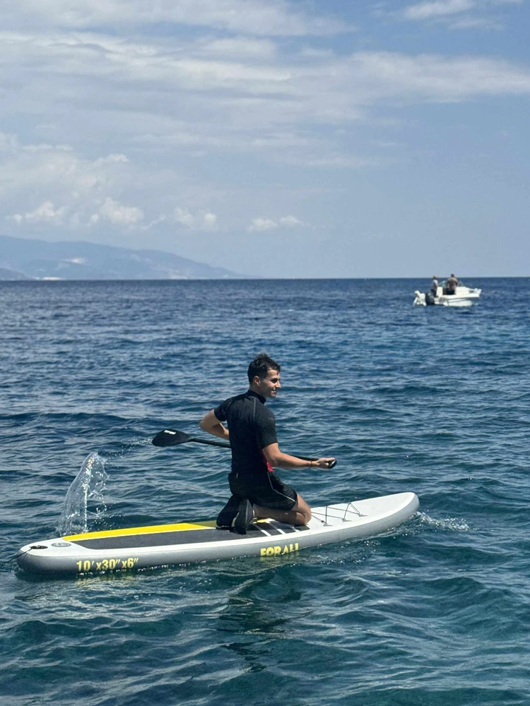 GIF uploaded by Velin