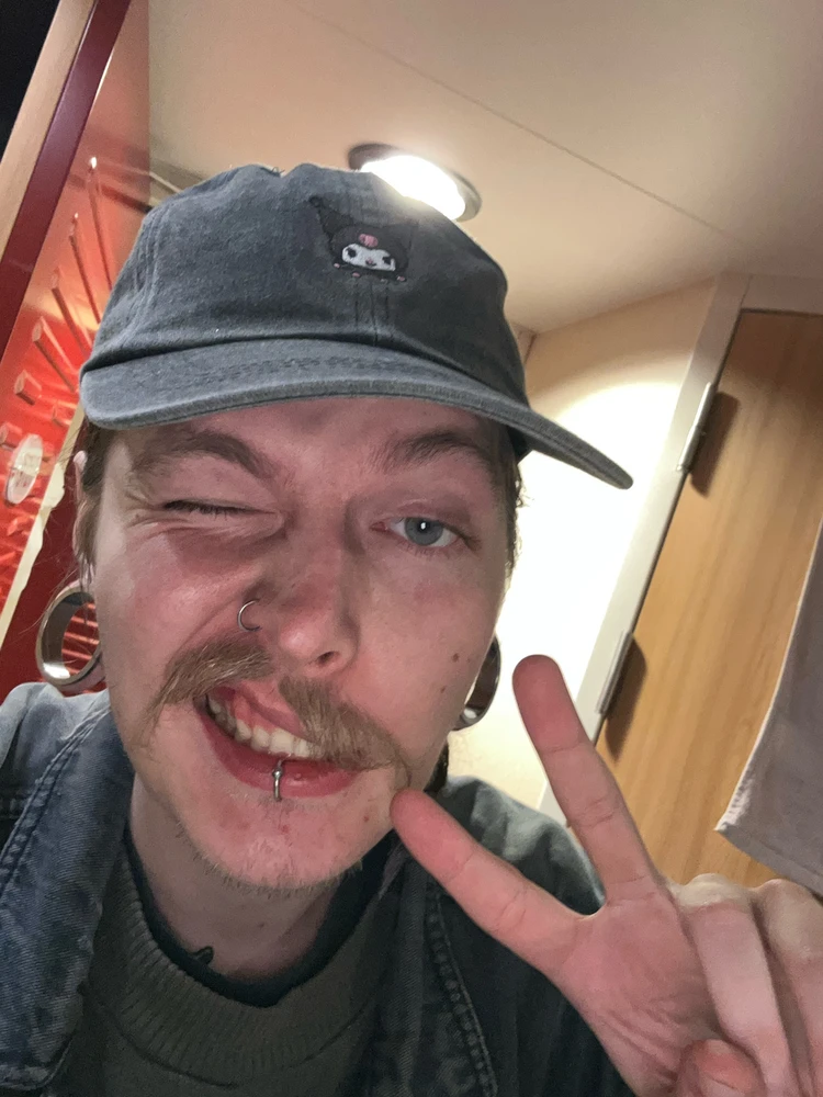 GIF-tiedoston lisäsi Jimppa