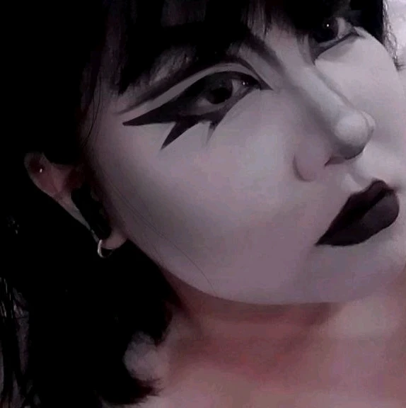 GIF อัปโหลดโดย FAH