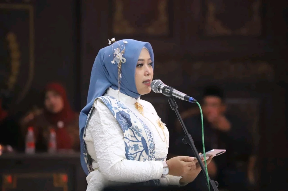 GIF hochgeladen von Shashya Louisa