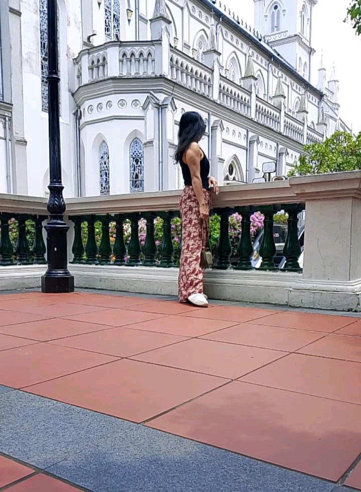 Natalie يوللىغان رەسىم
