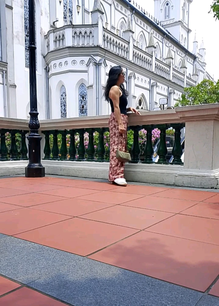 Natalie يوللىغان رەسىم