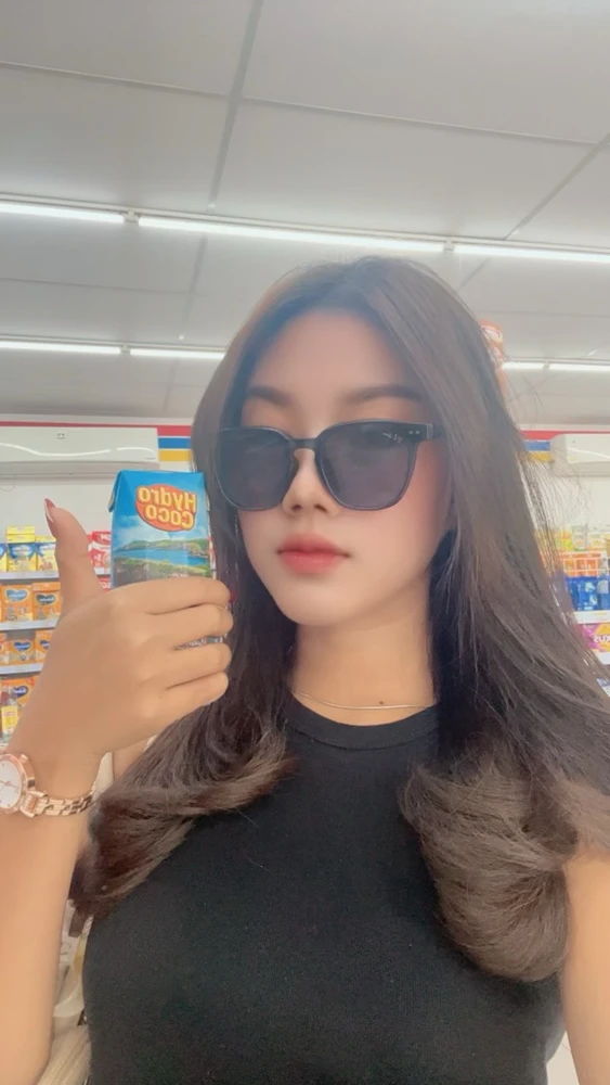 GIF na in-upload ni saa