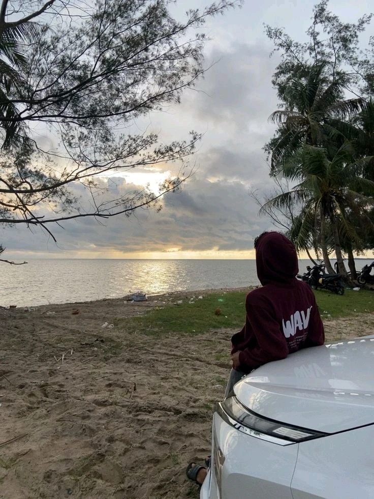 Tushar द्वारा अपलोड किया गया GIF