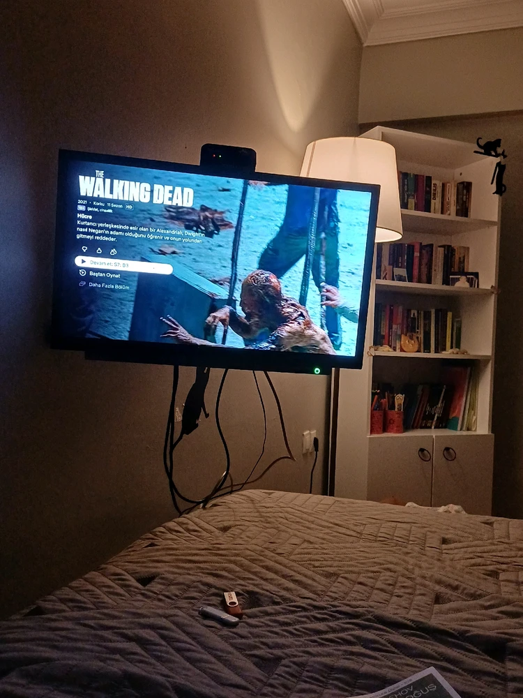 E... tarafından yüklenen GIF