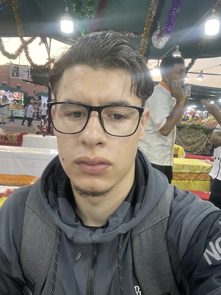 GIF tso los ntawm Mohammed