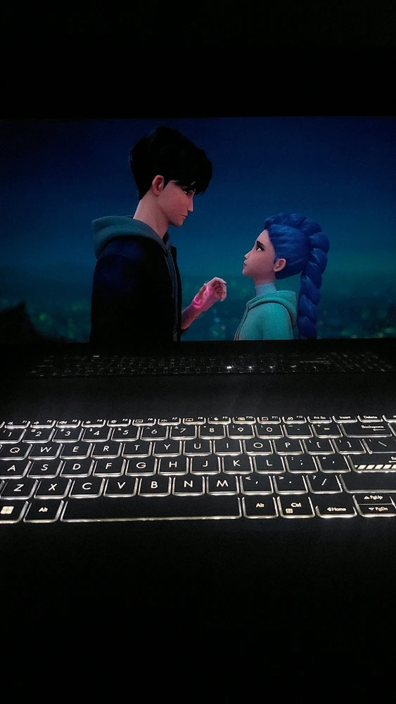 GIF diunggah oleh ana