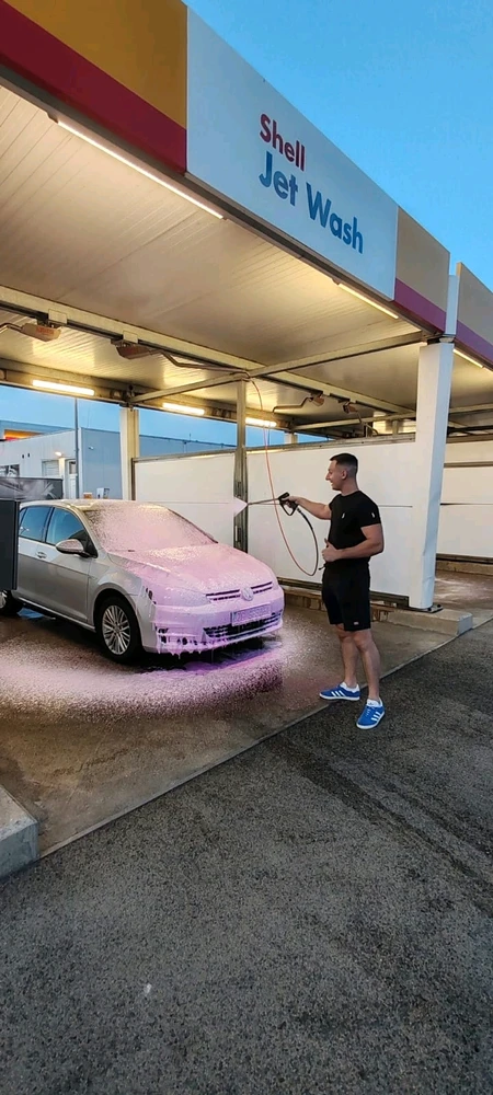 GIF učitao/la Almir