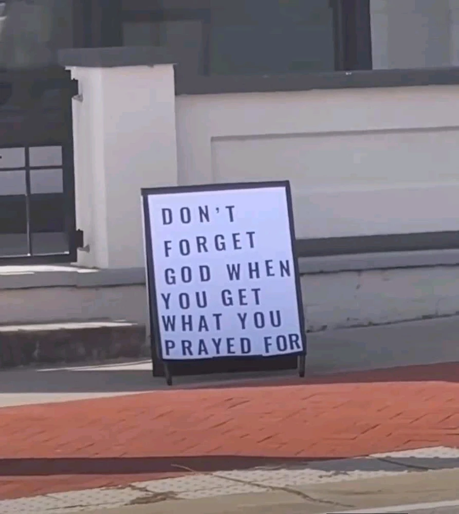 GIF uploaded by Maalaoui Mohamed