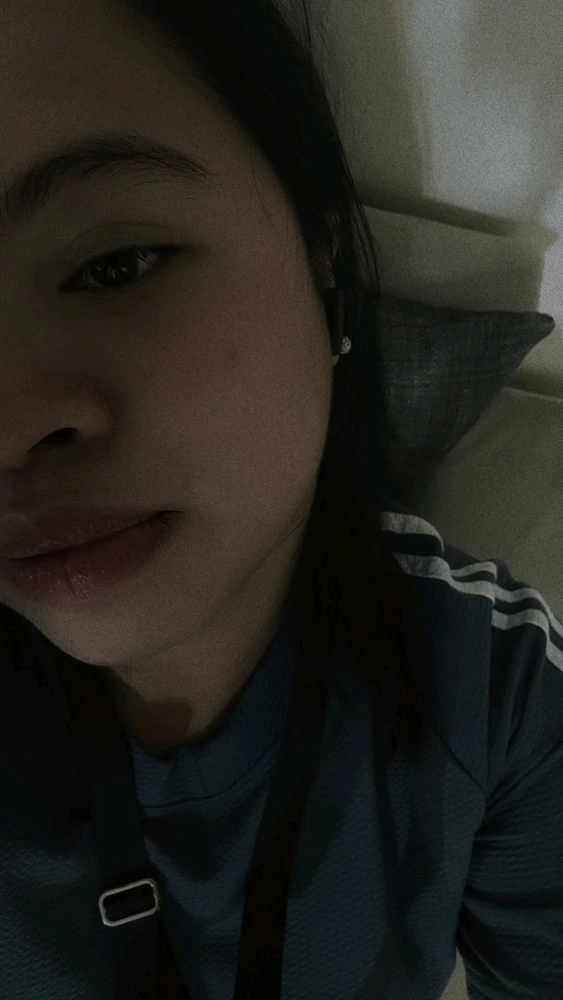 GIF uploaded by ana_