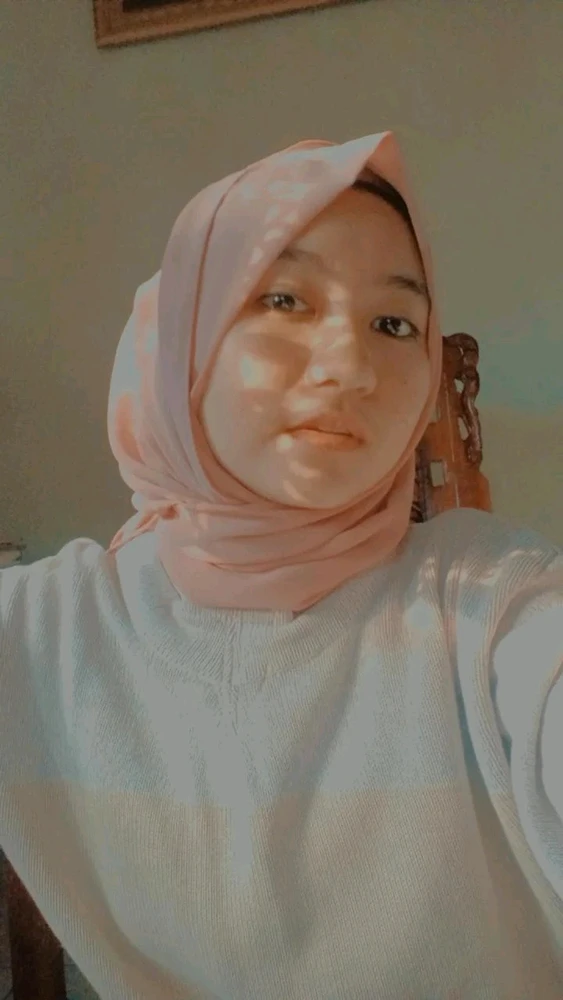 GIF diunggah oleh Fia Ahfiatul M