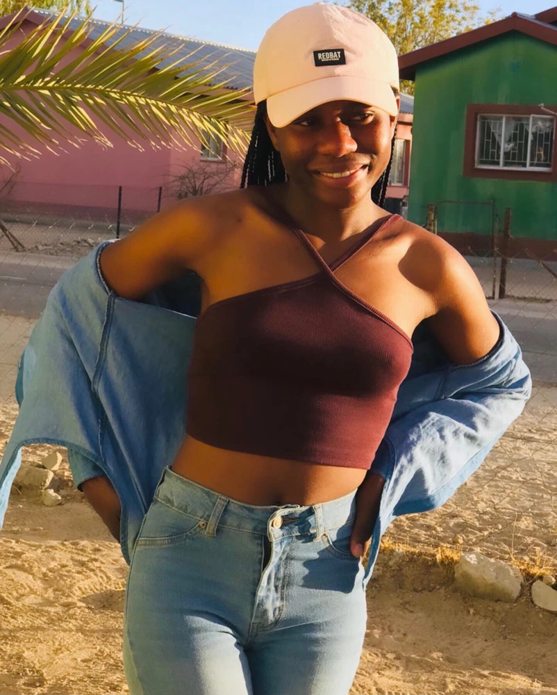 GIF eropgeluede vum Finah