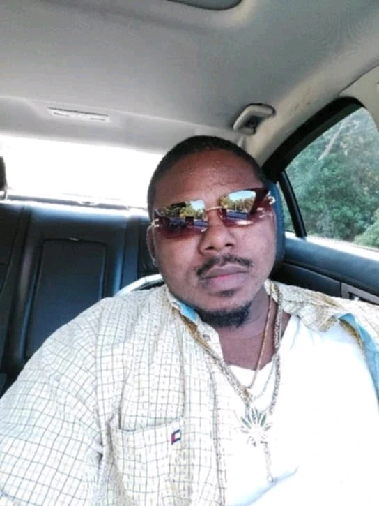 Image uploaded by Tay